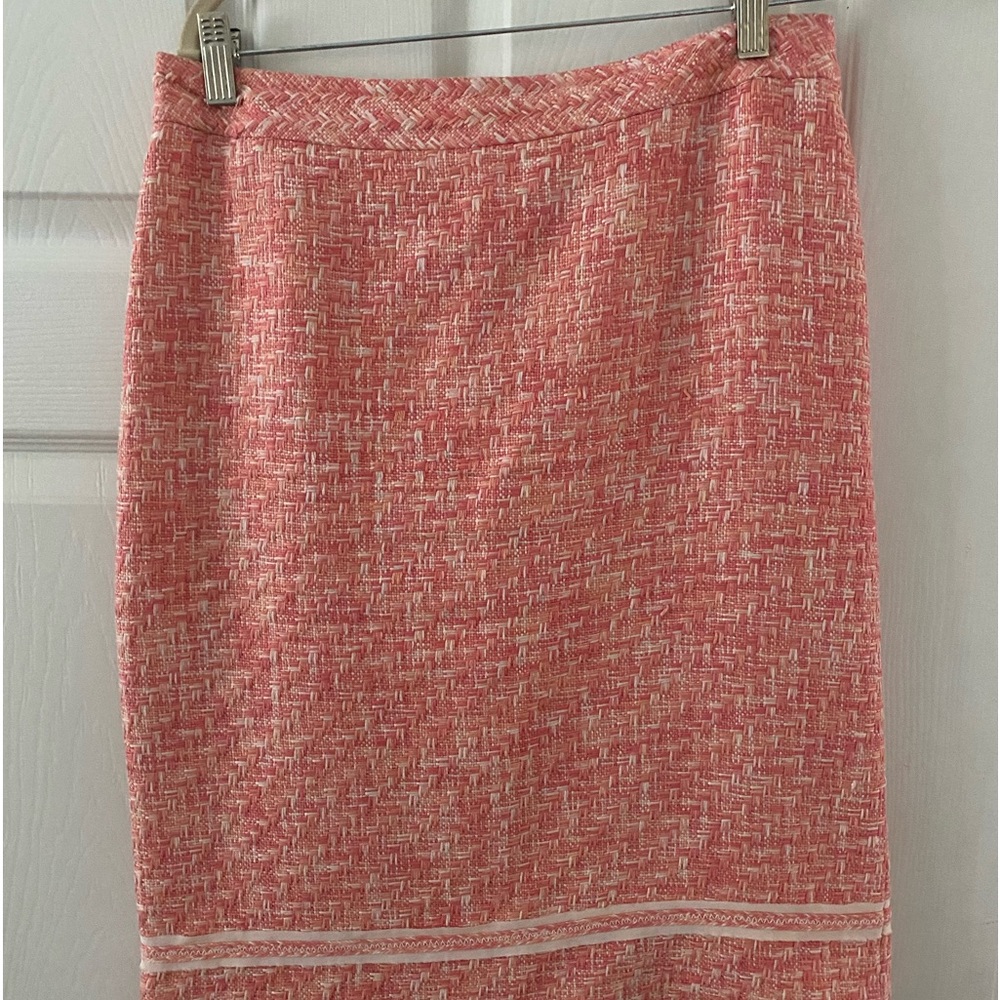 Feraud skirt.  Super high end clothing. Size 38/40 10-12